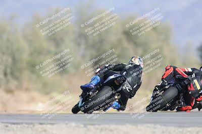 media/Oct-04-2025-CVMA (Sat) [[408bcdd6e4]]/Race 13-Amateur Supersport Open/